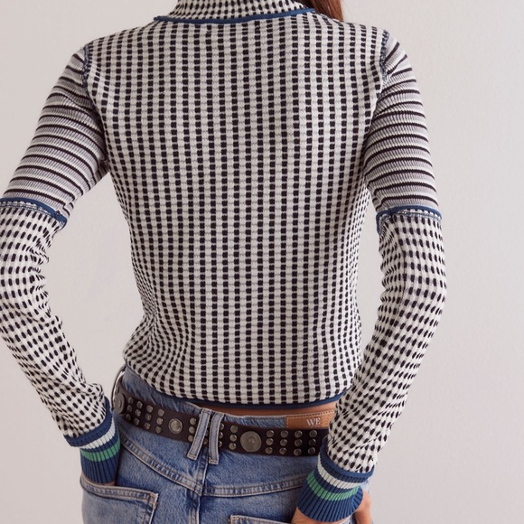 Free People Gamer Cuff Top - Sold Out Online - Picture 2 of 5